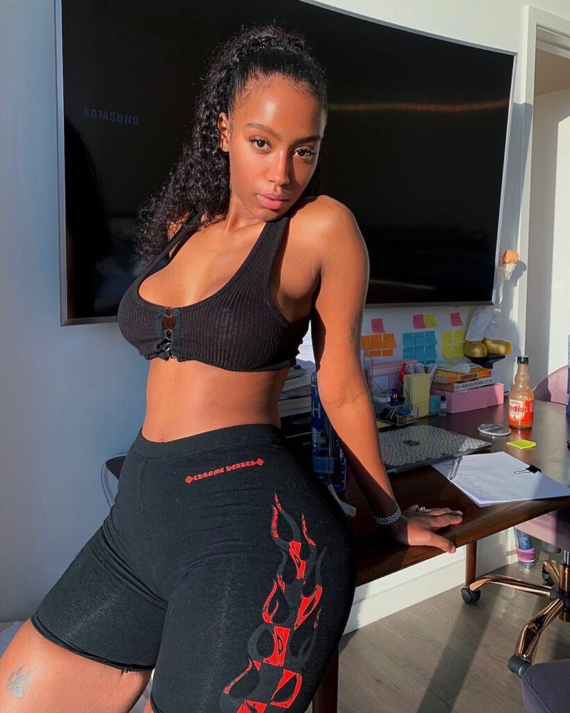 Raven Tracy Age, Parents, Height, Weight, Boyfriends, Affairs, Biography & More - Newsonview